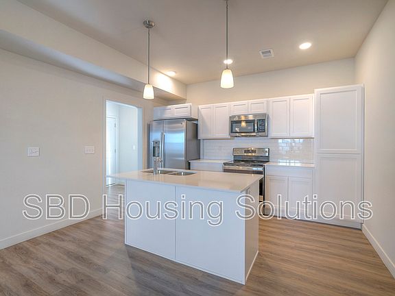 4th image of 12427 S Parkwood Ln