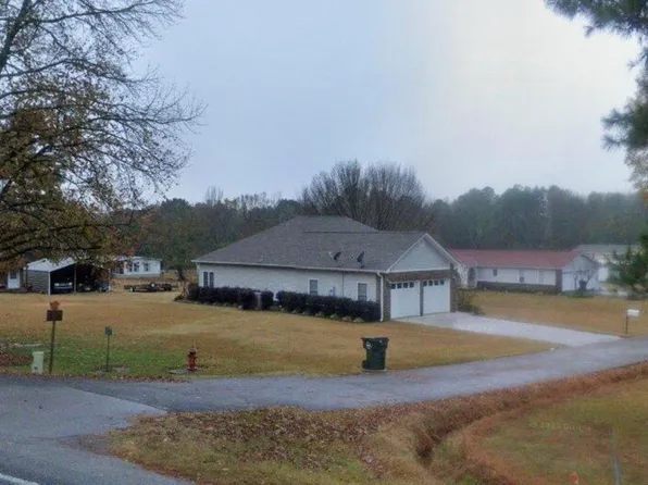 (undisclosed Address), Mountain Pine, AR 71956