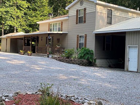 2nd image of 319 Walnut Dr