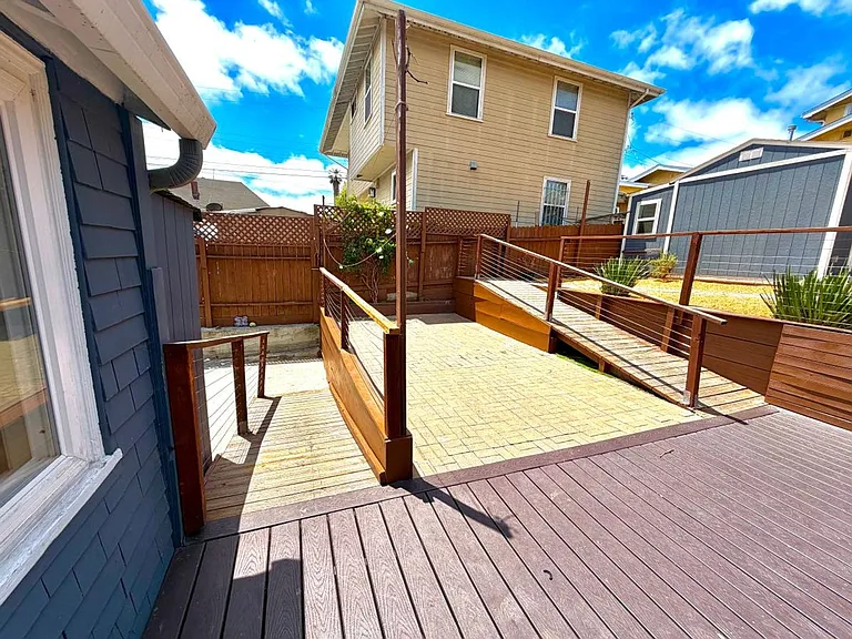 2611 Coolidge Ave — Photo 16