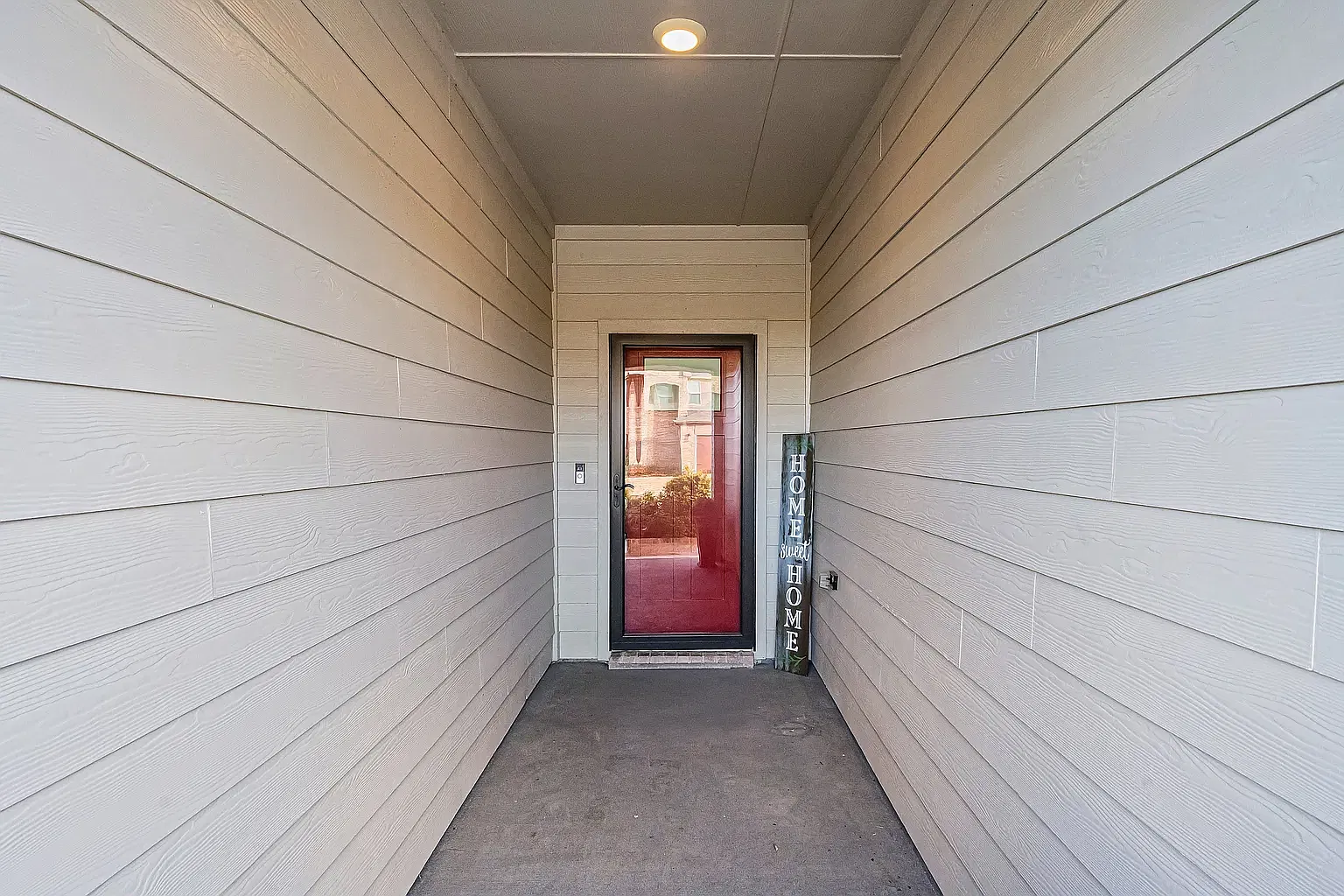 4 bed, 2514 sqft, $2,800 — Photo 3