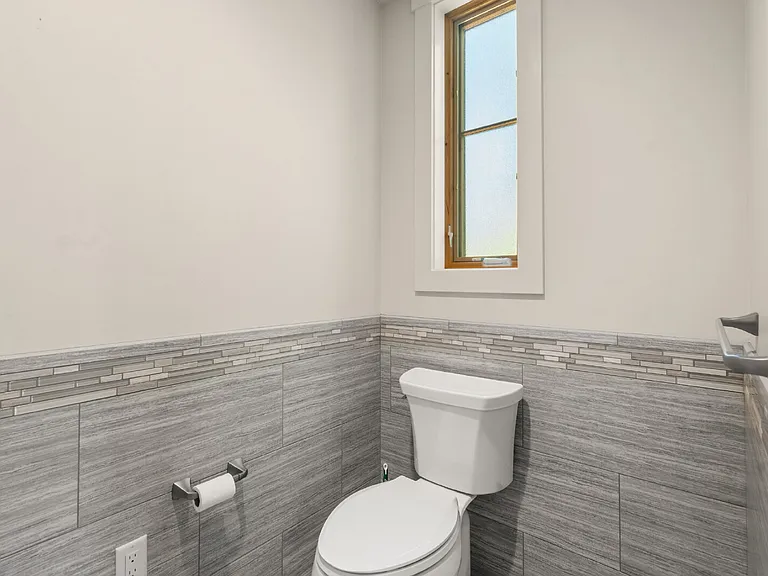 175 Lithia Way #201 — Photo 20