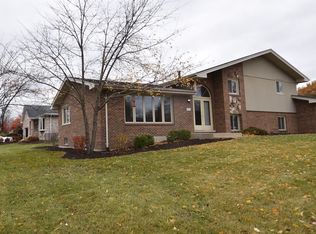 675 Vermont Rd W, Frankfort, IL 60423