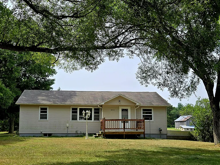 8713-9 Mile Rd — Photo 12