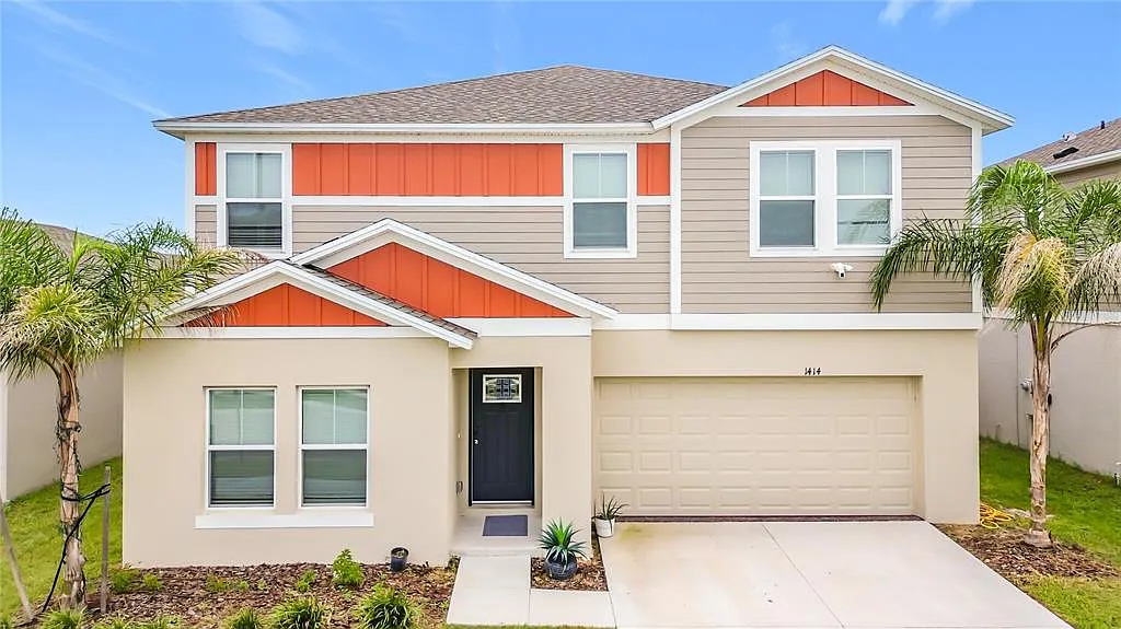 5 bed, 3.0 bath, 2443 sqft, $2,800 — Photo 2