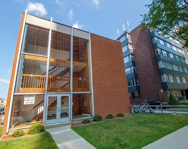 1663 N. Prospect Ave.