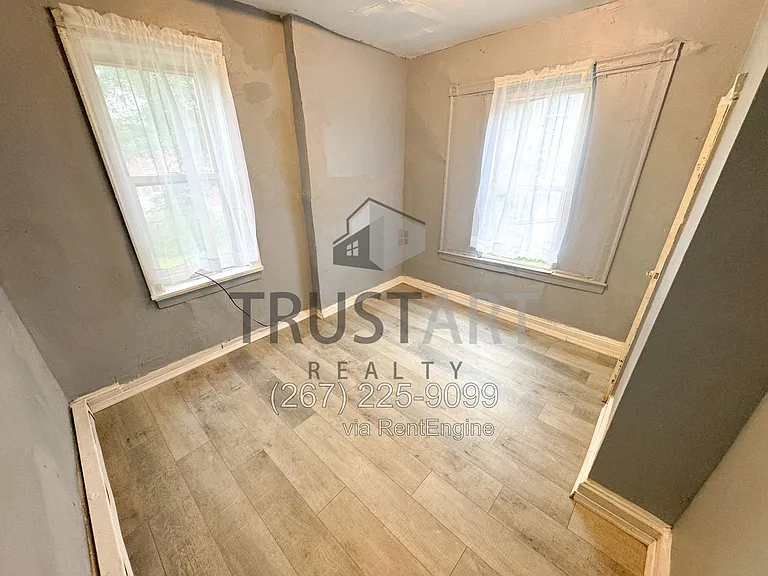 3110 Custer St — Photo 7