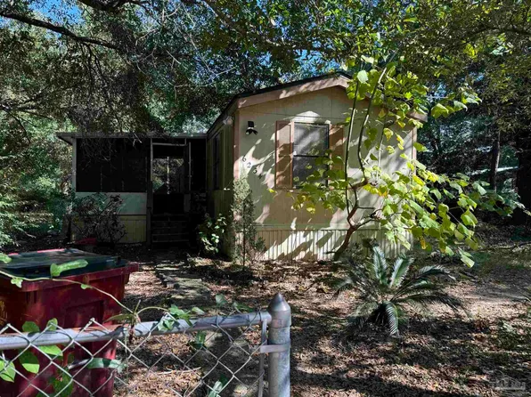 6234 Morgan Rd, Milton, FL 32570