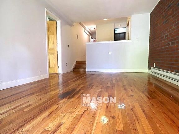 4th image of 432 E 88th St #213/215