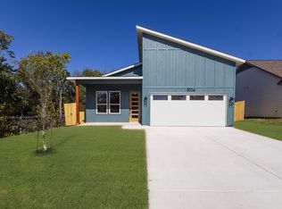 5104 Curzon Ave, Fort Worth, TX 76107