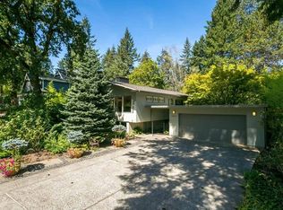 18462 Pioneer Ct, Lake Oswego, OR