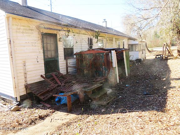 5th image of 196 Robertsville Rd