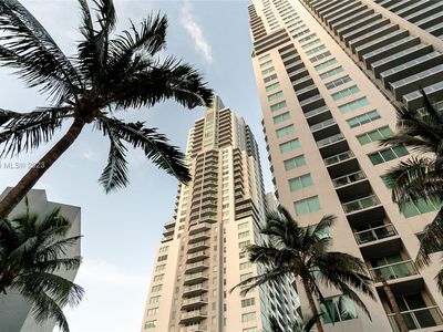 253 NE 2nd St APT 2003, Miami, FL, 33132