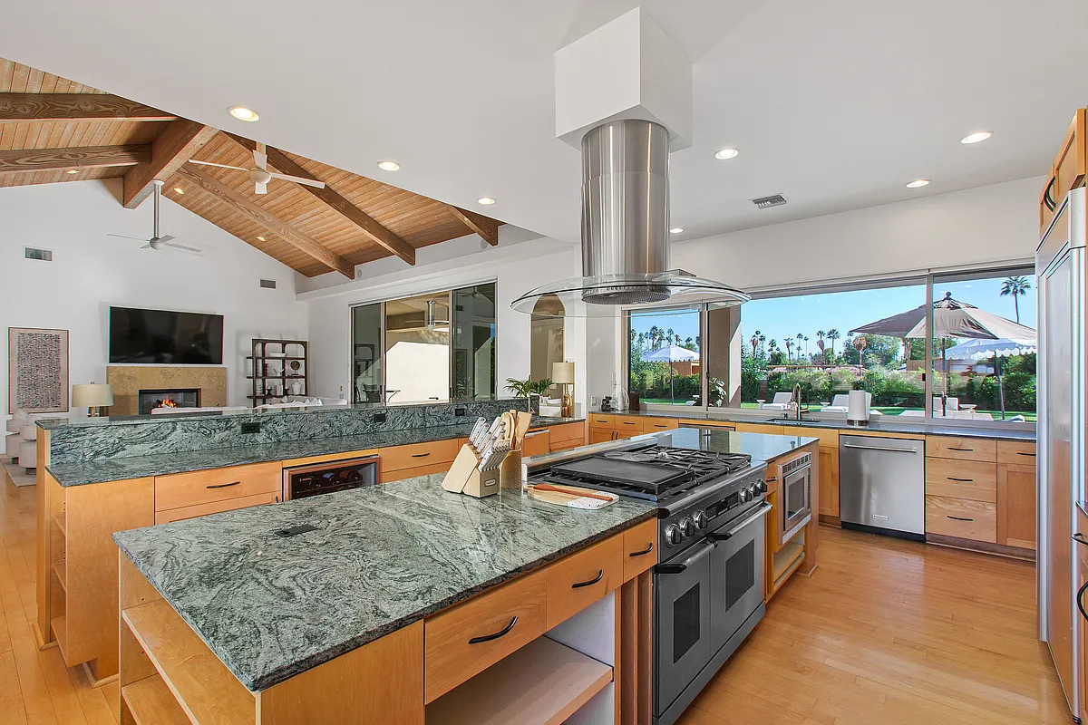OPEN FLOOR PLAN - 41750 Rancho Manana Ln