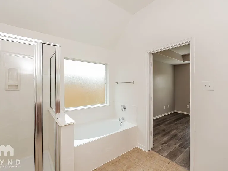 4511 Monarch Blue Ln — Photo 10