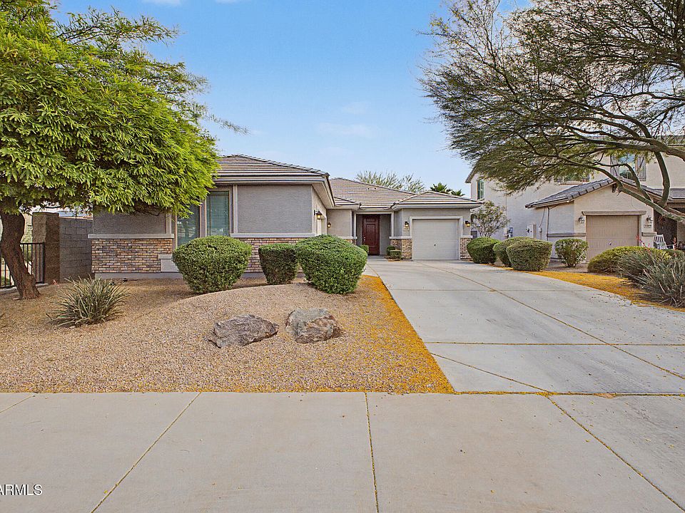 1st image of 15871 W PORT ROYALE Lane