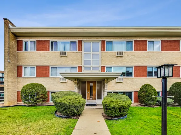 6815 W Raven St, Chicago, IL 60631