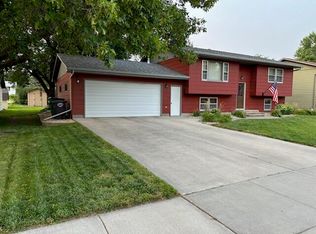 1508 E Hanson Ave, Mitchell, SD 57301