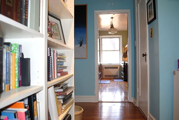 Sold by Landmarc Group | media 27