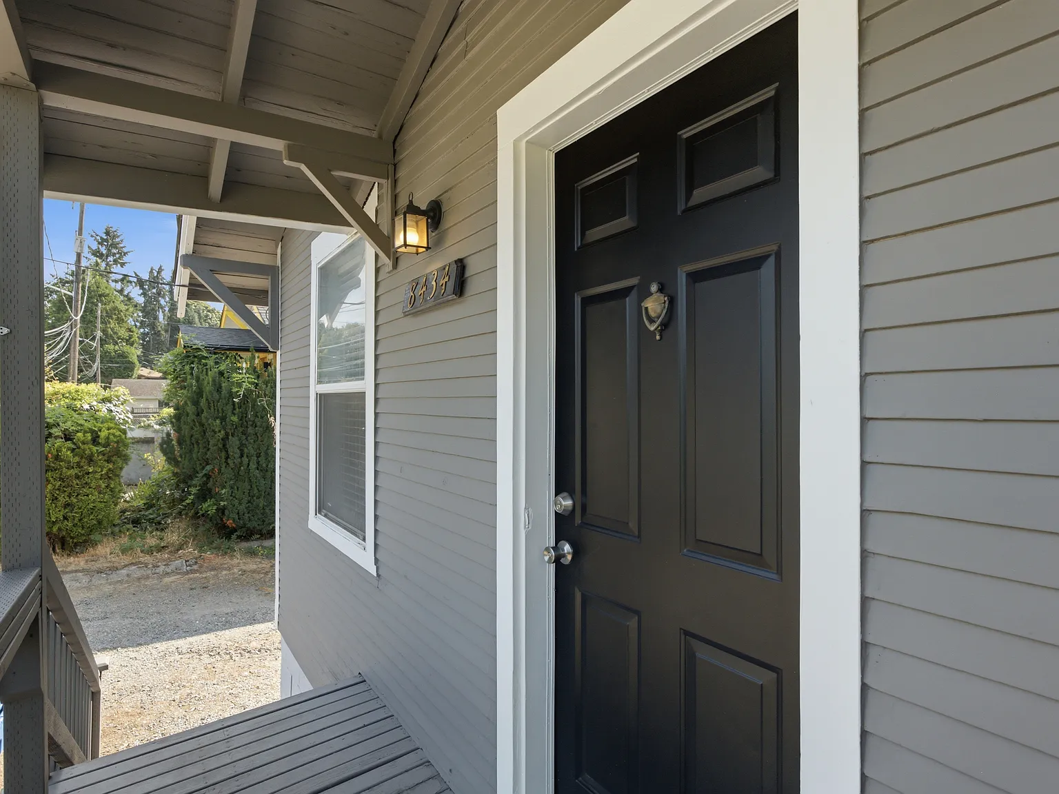 3 bed, 1440 sqft, $3,350 — Photo 3