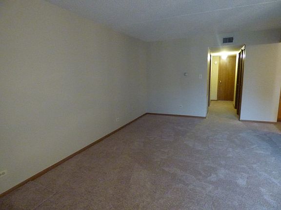 4th image of 7938 Paxton Ave APT 1B