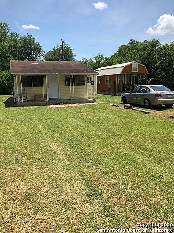 1st image of 520 Monticello Ct