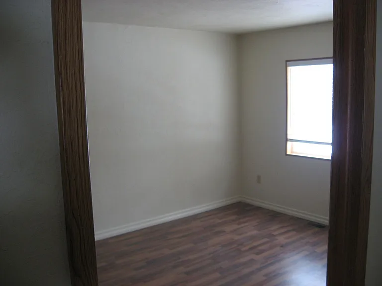 2542 S 9100 W — Photo 9