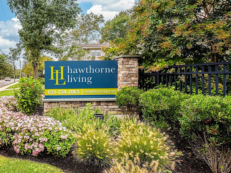 Hawthorne Living — Photo 11