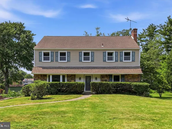 1021 Laurence Dr, Blue Bell, PA 19422