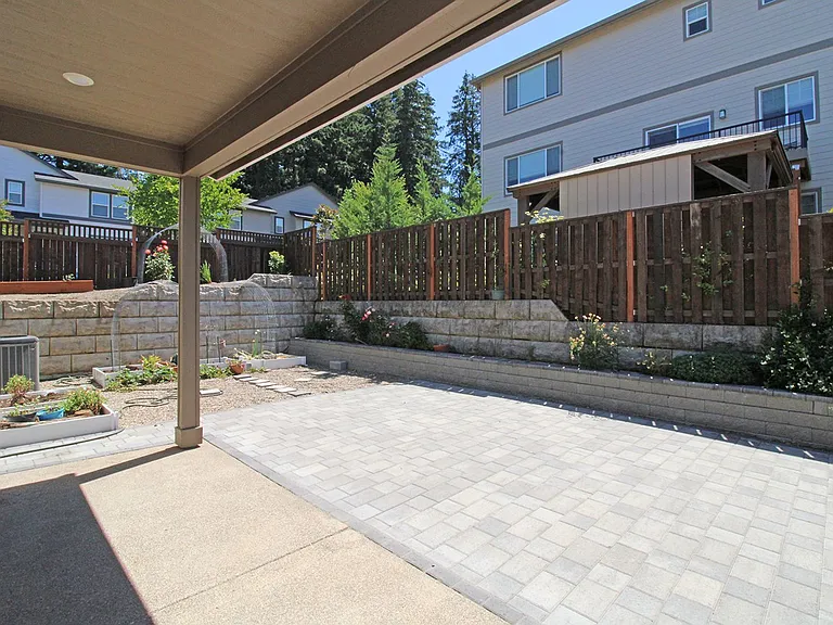 16576 SW Sunshine Coast St — Photo 34