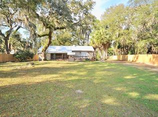 307 2nd Ave NW, Steinhatchee, FL 32359