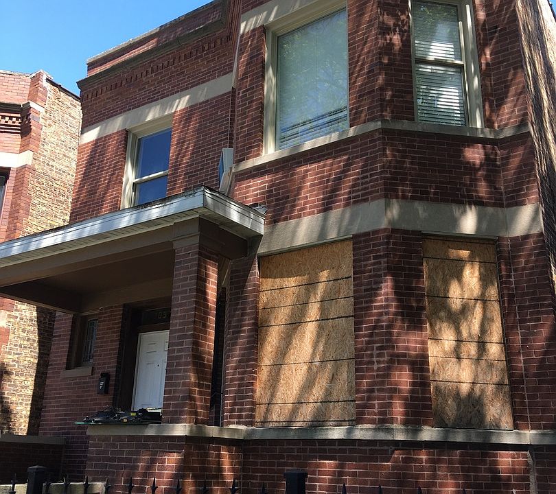 2nd image of 7033 S Carpenter St