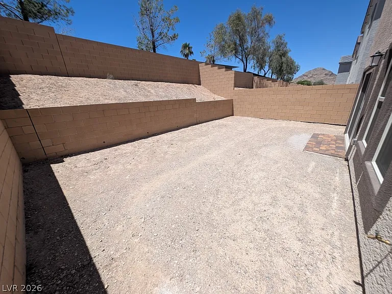 3339 Dancing Waters St — Photo 33