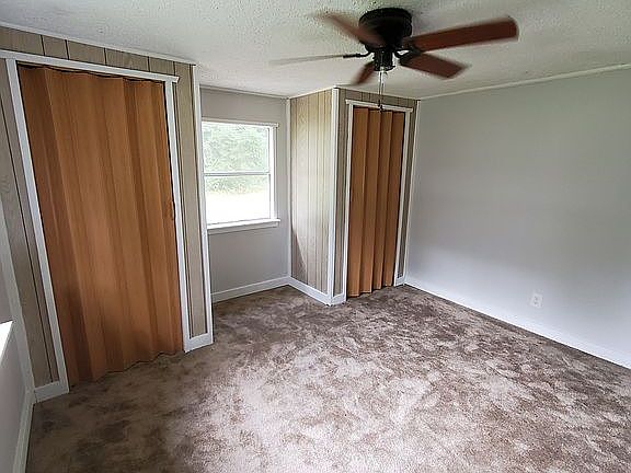 4th image of 1515 SE 188th Ave