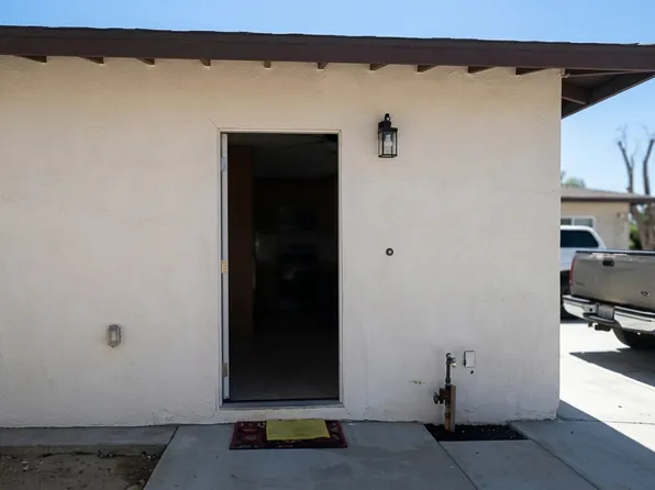 43858 Rimvale Ave #Adu, Lancaster, CA 93534