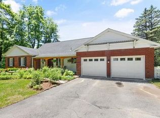 57 Long Hill Rd, Groton, MA 01450