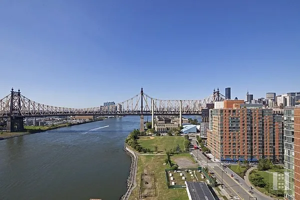 Rented by Halstead Real Estate | media 52