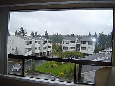 2nd image of 20301 19th Ave NE APT 1022