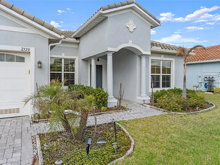 2320 Symphony Cir — Photo 3