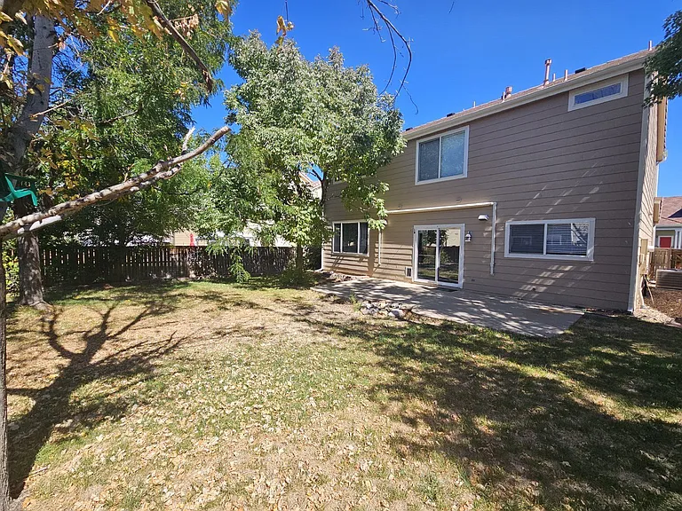 10043 Mackay Dr — Photo 3