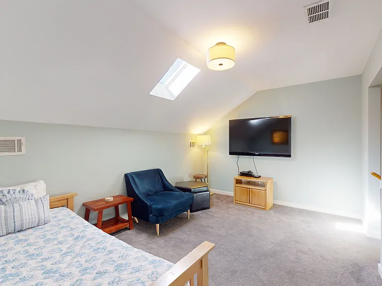 45 Queens Folly Rd #665 — Photo 22