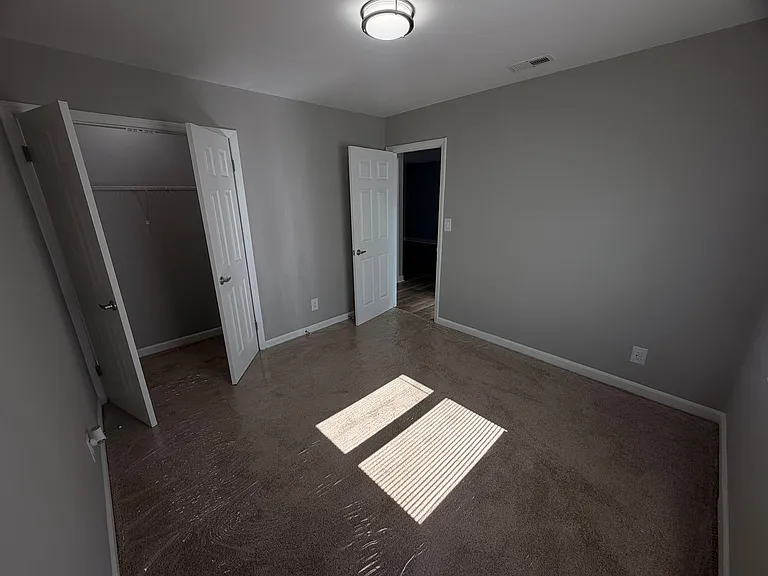 3924 Conway Ave — Photo 6