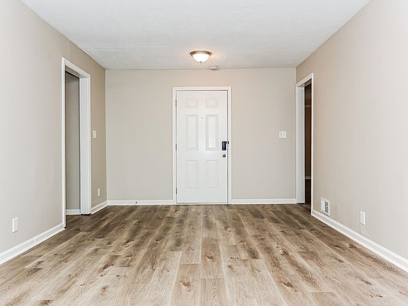 5th image of 3723 Eagle Woods Cir