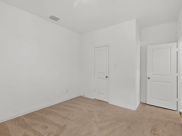 1129 Flameleaf Dr — Photo 16