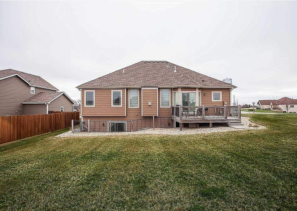 2nd image of 1032 Mill Valley Cir