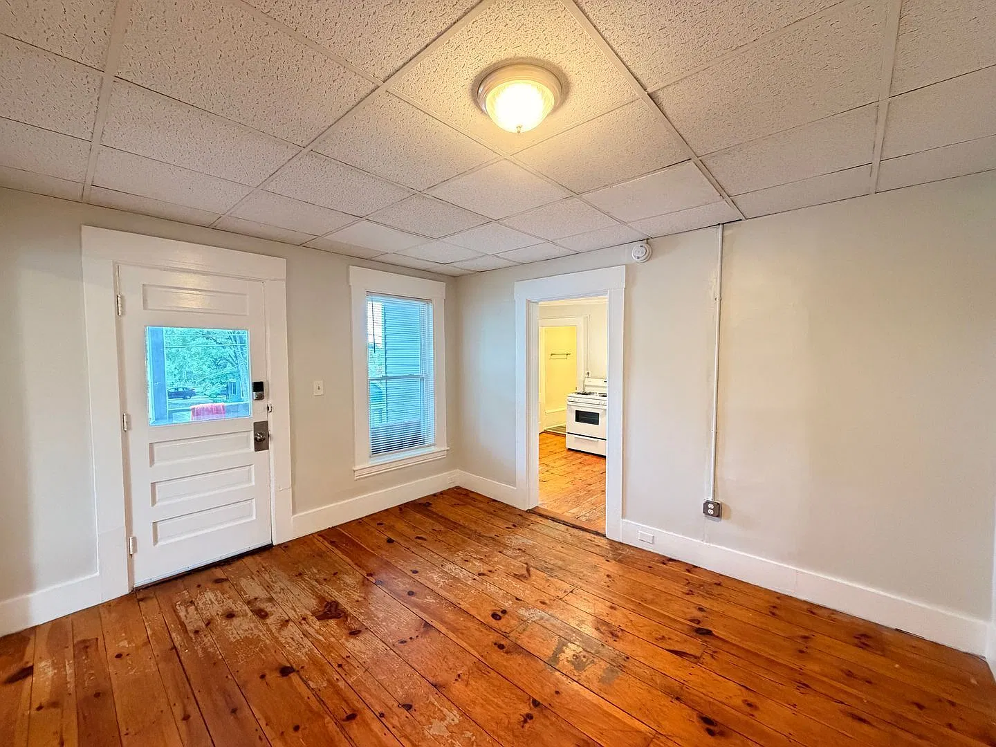 1 bed, 1.0 bath, 450 sqft, $1,450 — Photo 1