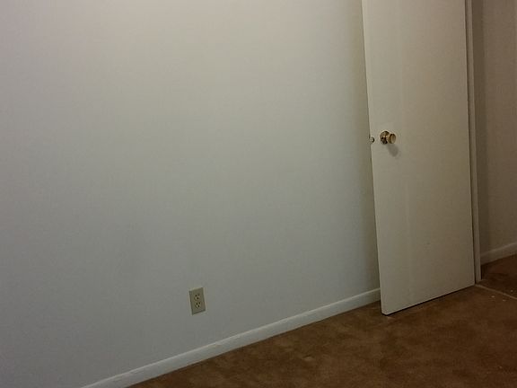 Entryway/dining room