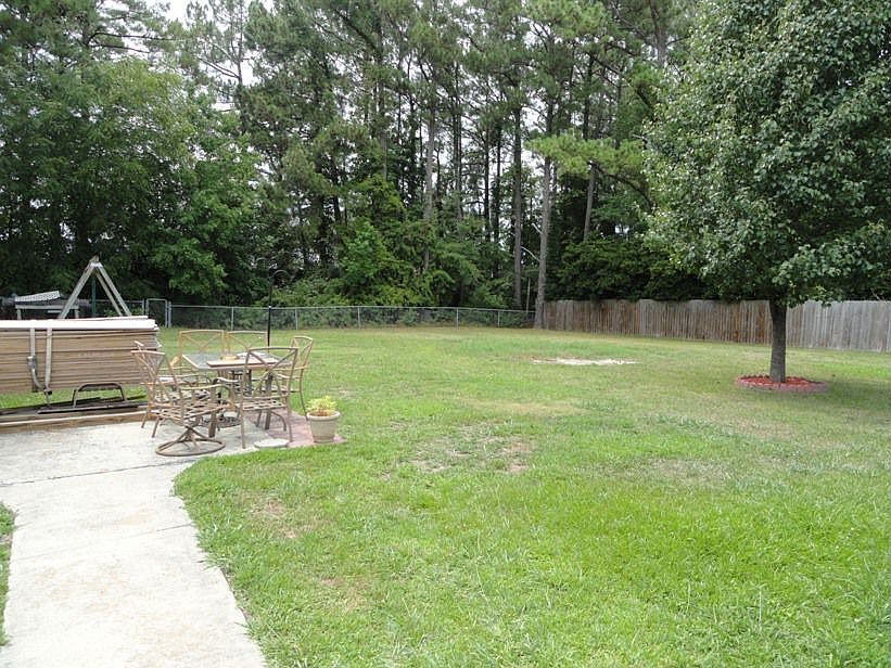 2nd image of 503 Oakwood Ave