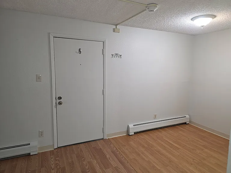 1300 Golden Cir #210 — Photo 10