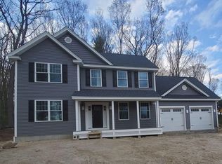 4 Valerie Ct #L, Sandown, NH 03873